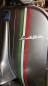 Mobile Preview: Dekor "Vespa-Schriftzug" Beinschild - Italienische Flagge